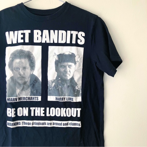 Home Alone • Wet Bandits Graphic Tee in Black - Picture 3 of 5